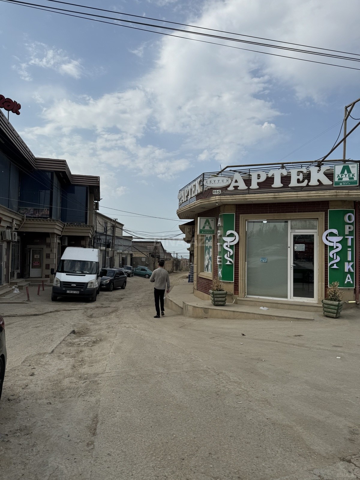 Torpaq Hökməli q., Bakı
