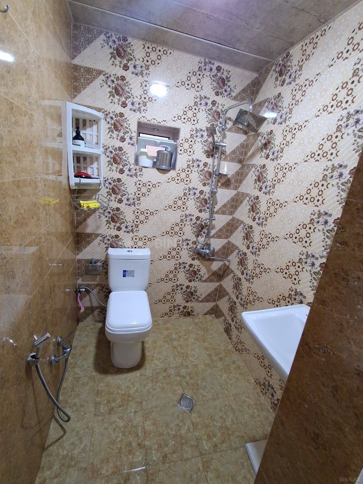 3 otaqlı Həyət evi/Bağ evi, Binə q., Bakı
