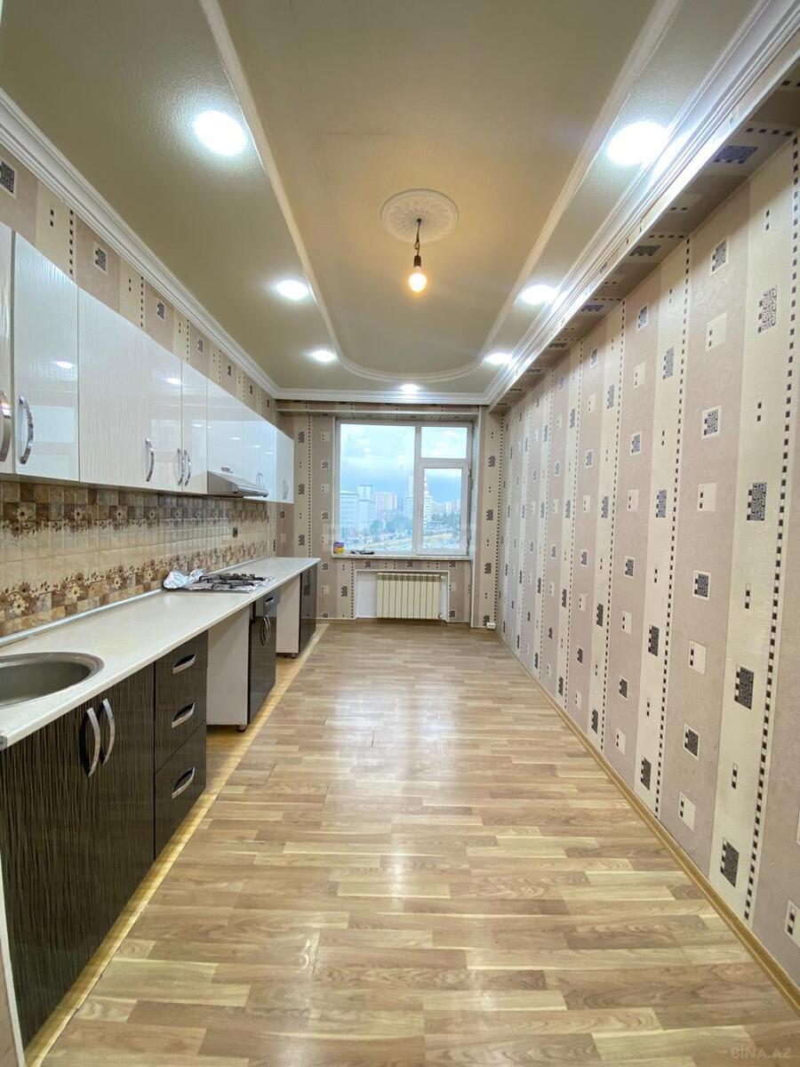 3 otaqlı Yeni tikili, İnşaatçılar m., Bakı