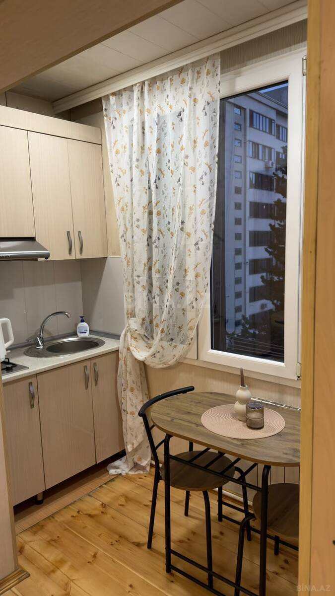2 otaqlı Köhnə tikili, 7-ci mikrorayon q., Bakı