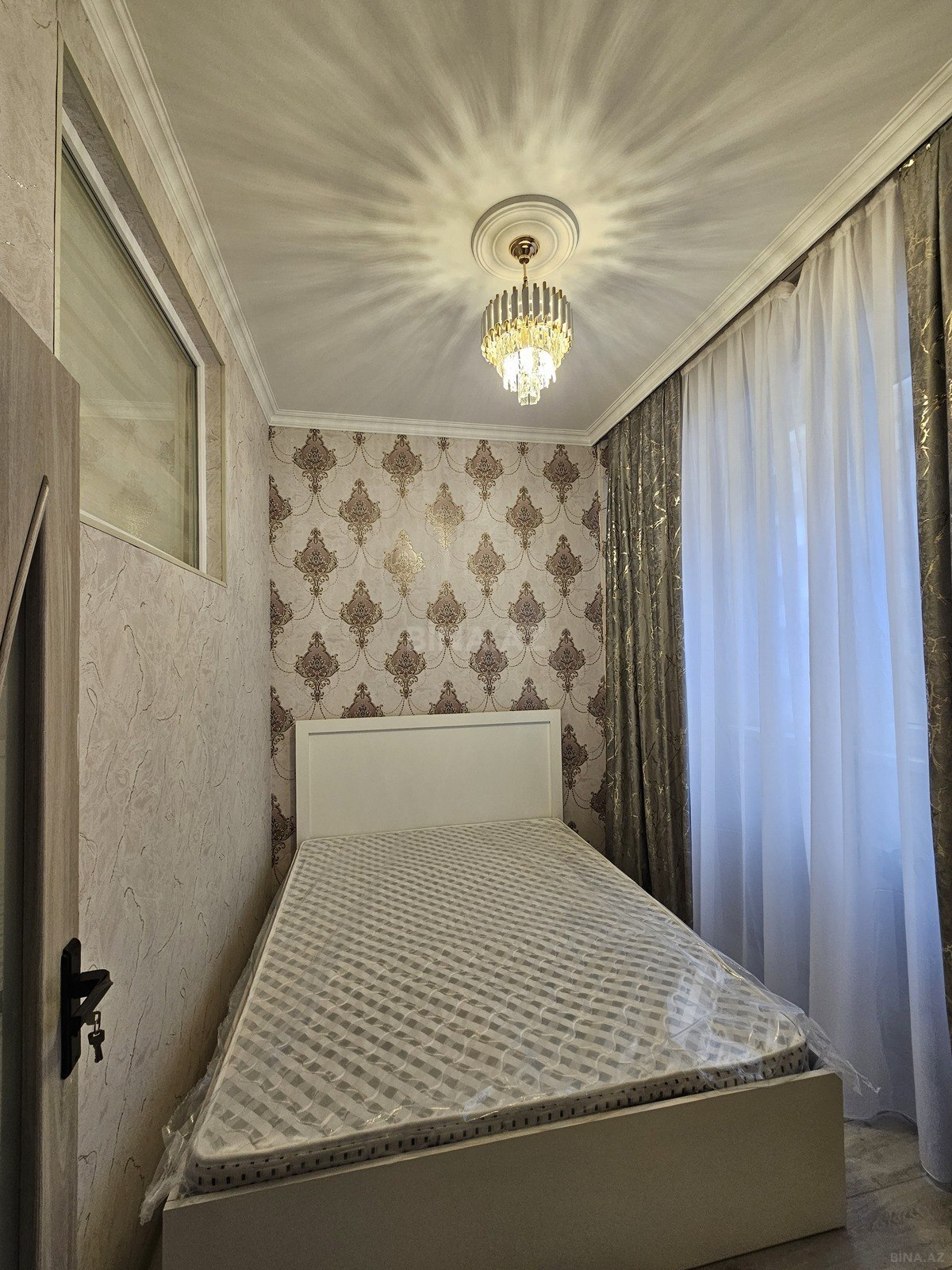 2 otaqlı Yeni tikili, Xırdalan