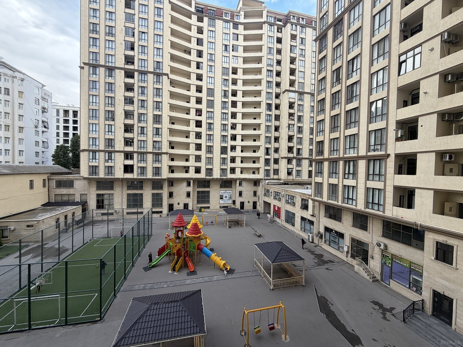 4 otaqlı Yeni tikili, 28 May m., Bakı