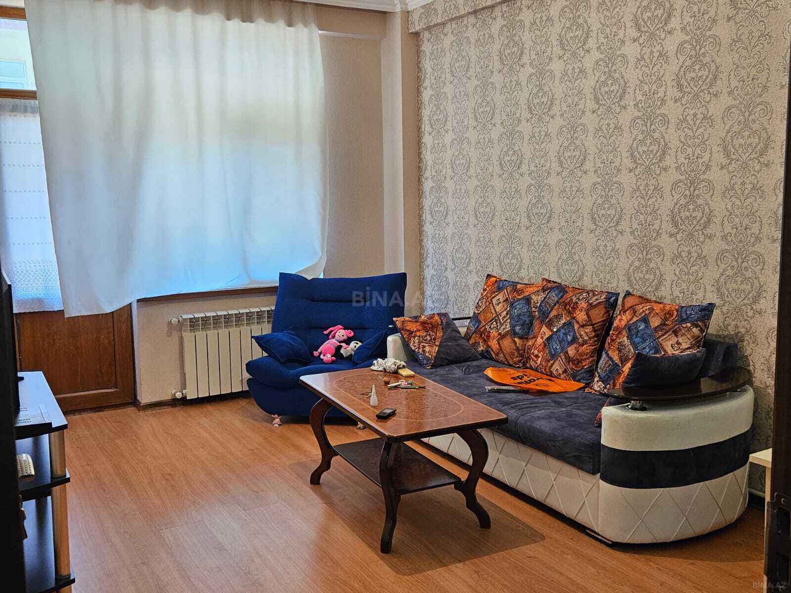 2 otaqlı Yeni tikili, Xırdalan