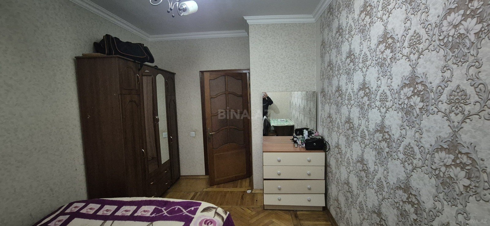 2 otaqlı Köhnə tikili, Xalqlar Dostluğu m., Bakı