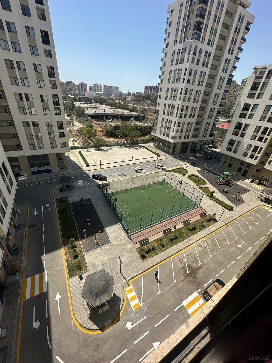3 otaqlı Yeni tikili, 7-ci mikrorayon q., Bakı