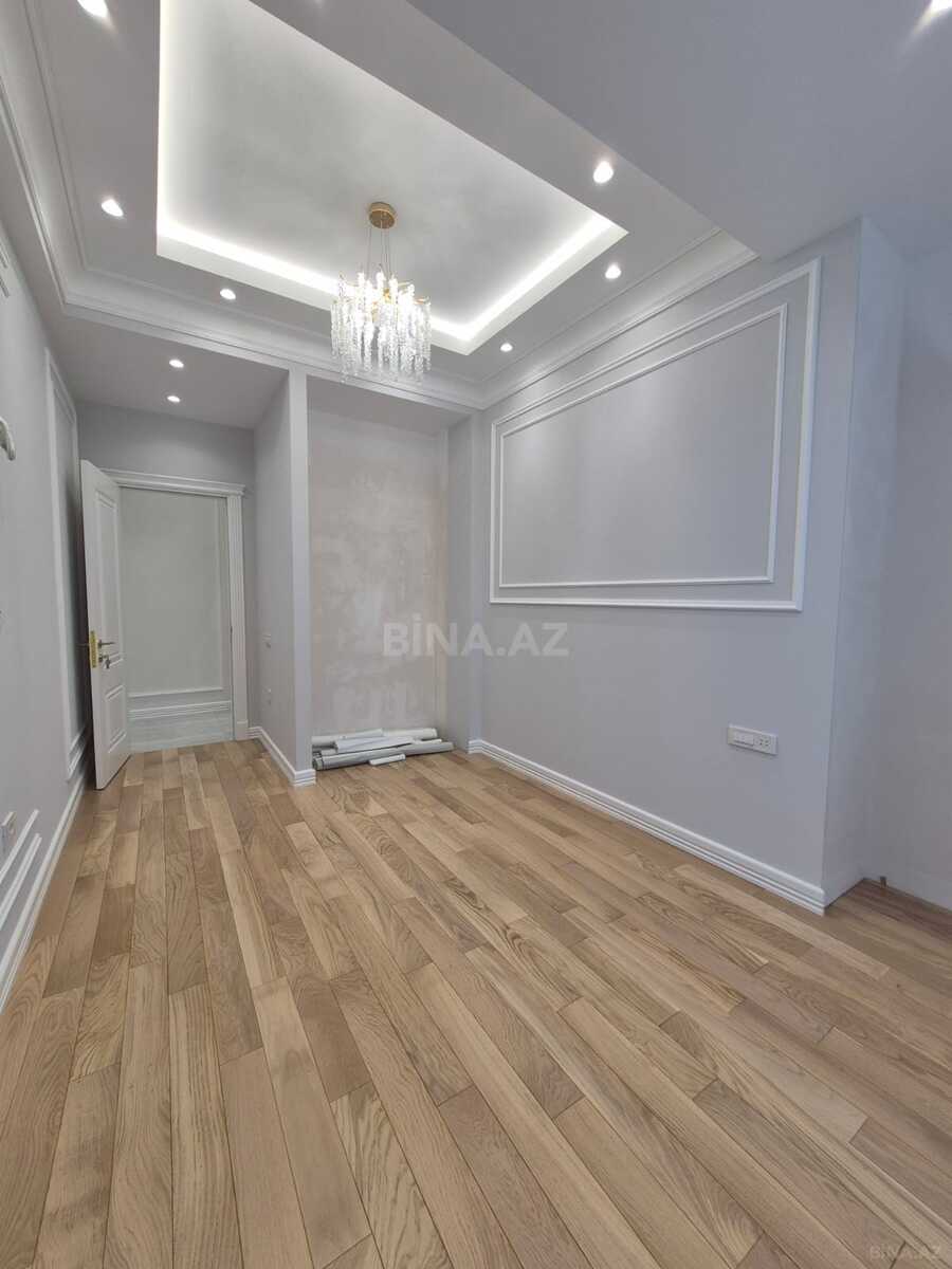 4 otaqlı Yeni tikili, Elmlər Akademiyası m., Bakı