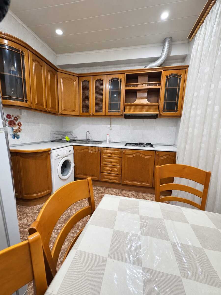 2 otaqlı Yeni tikili, İnşaatçılar m., Bakı