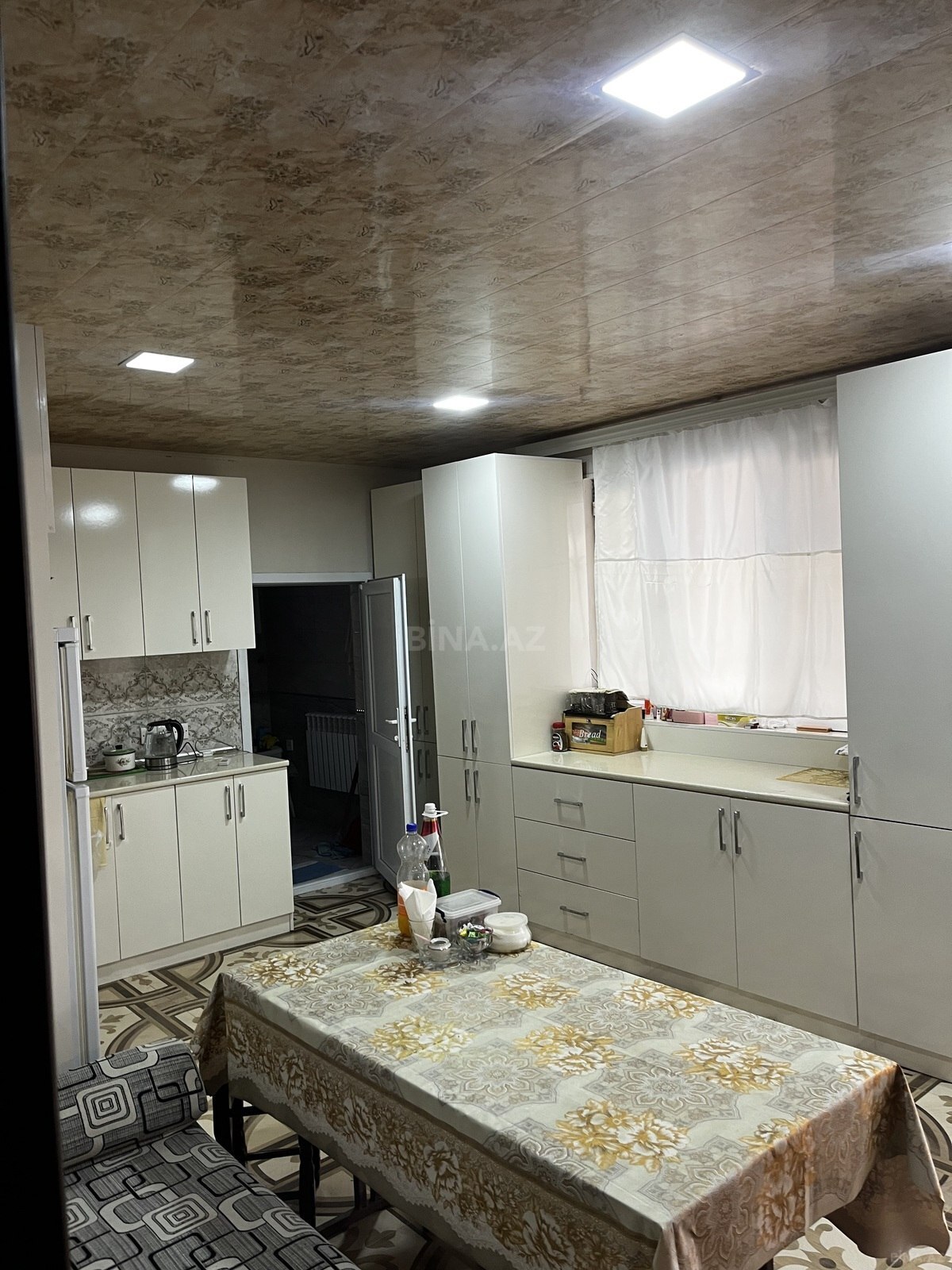Torpaq Nardaran q., Bakı