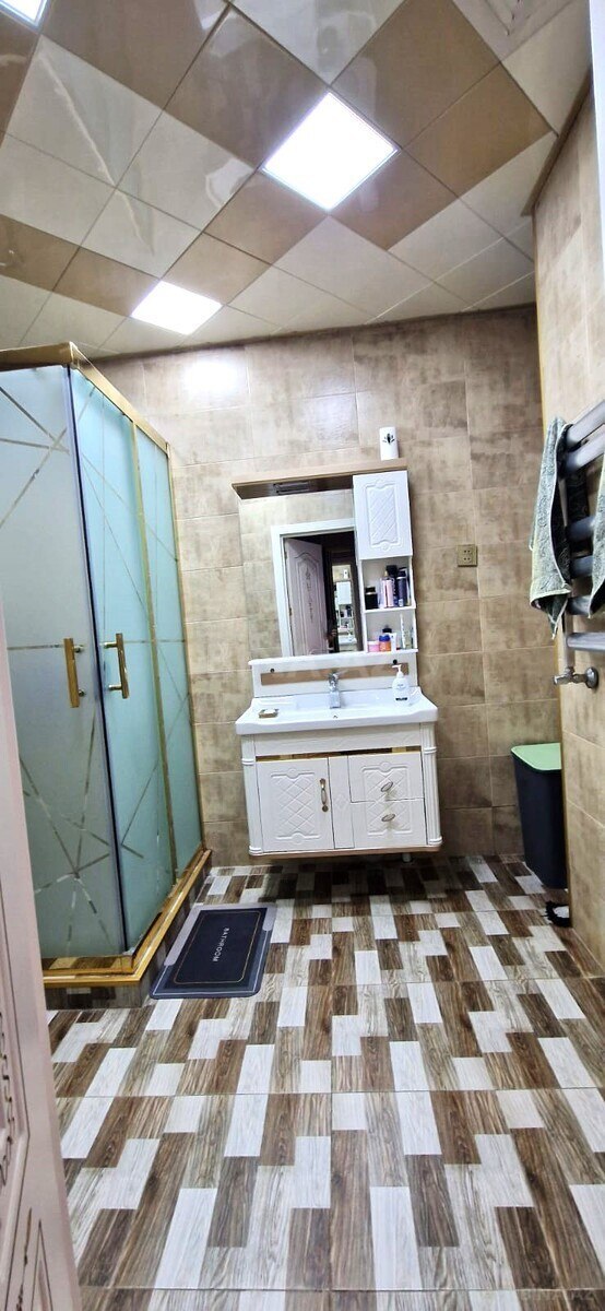 3 otaqlı Yeni tikili, Qara Qarayev m., Bakı