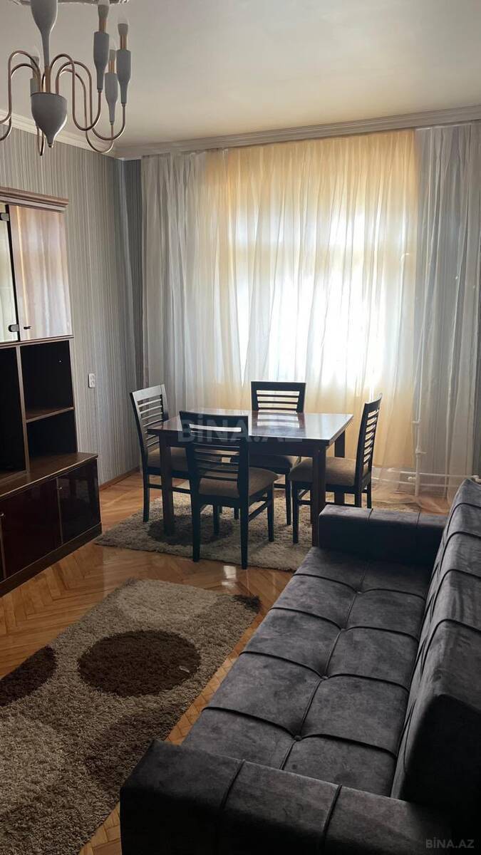 2 otaqlı Köhnə tikili, Həzi Aslanov m., Bakı
