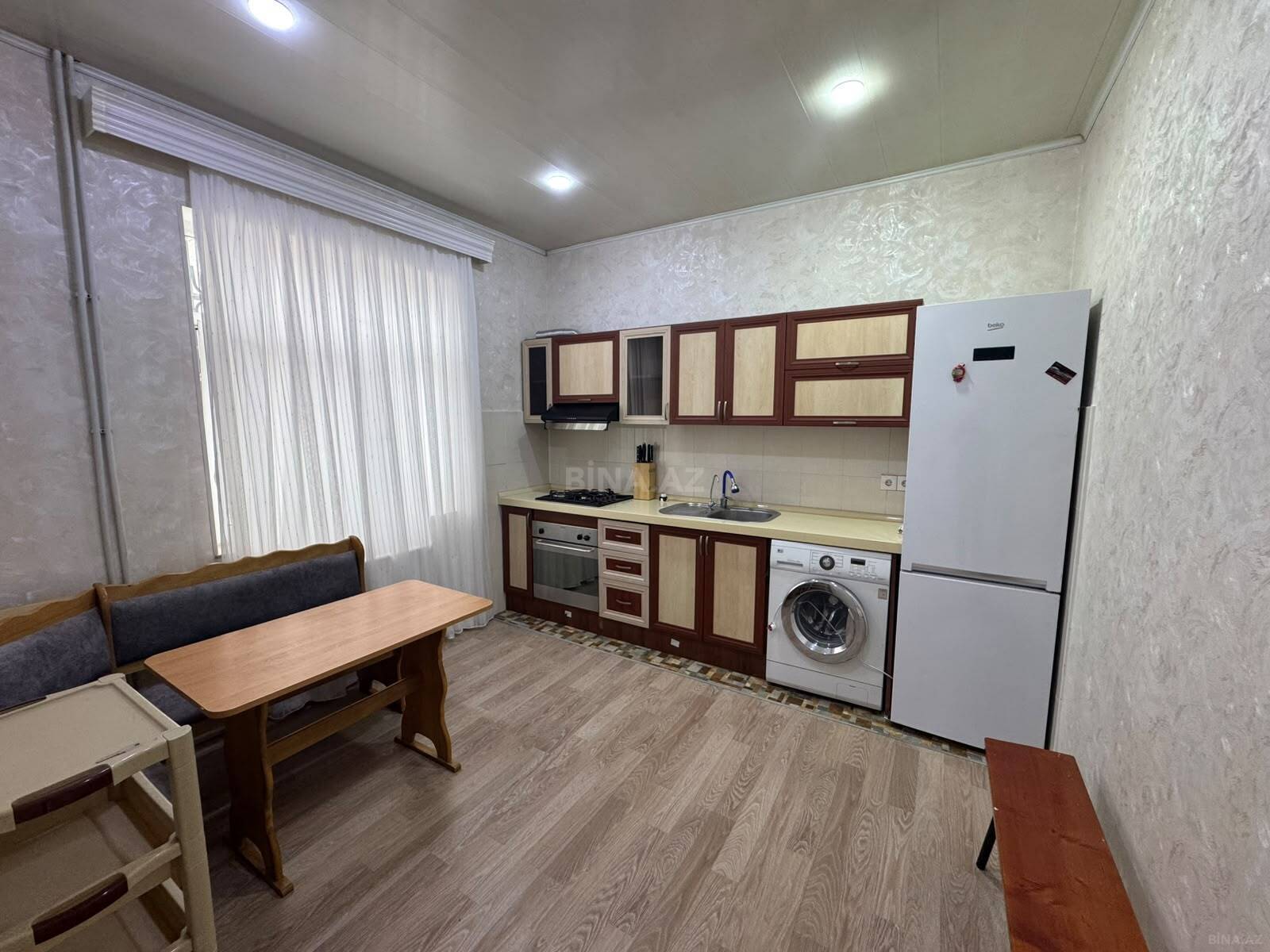 7 otaqlı Həyət evi/Bağ evi, Badamdar q., Bakı