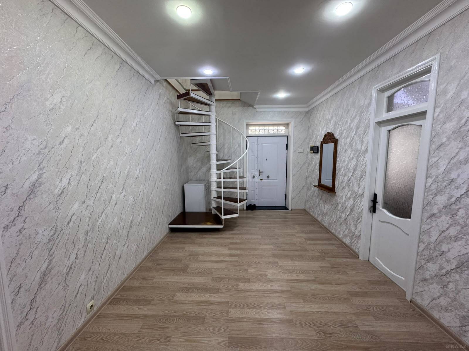 7 otaqlı Həyət evi/Bağ evi, Badamdar q., Bakı