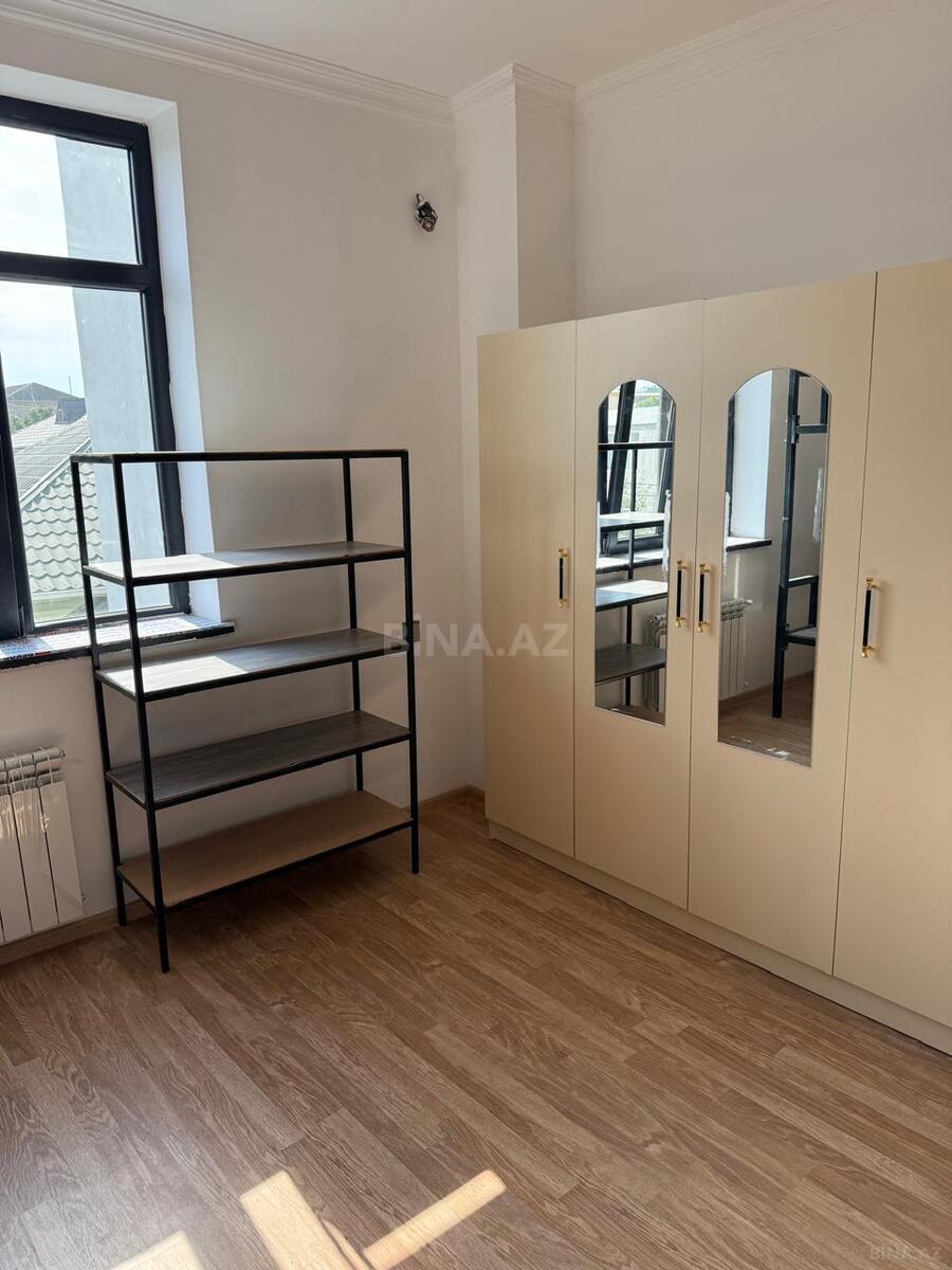 4 otaqlı Köhnə tikili, İnşaatçılar m., Bakı