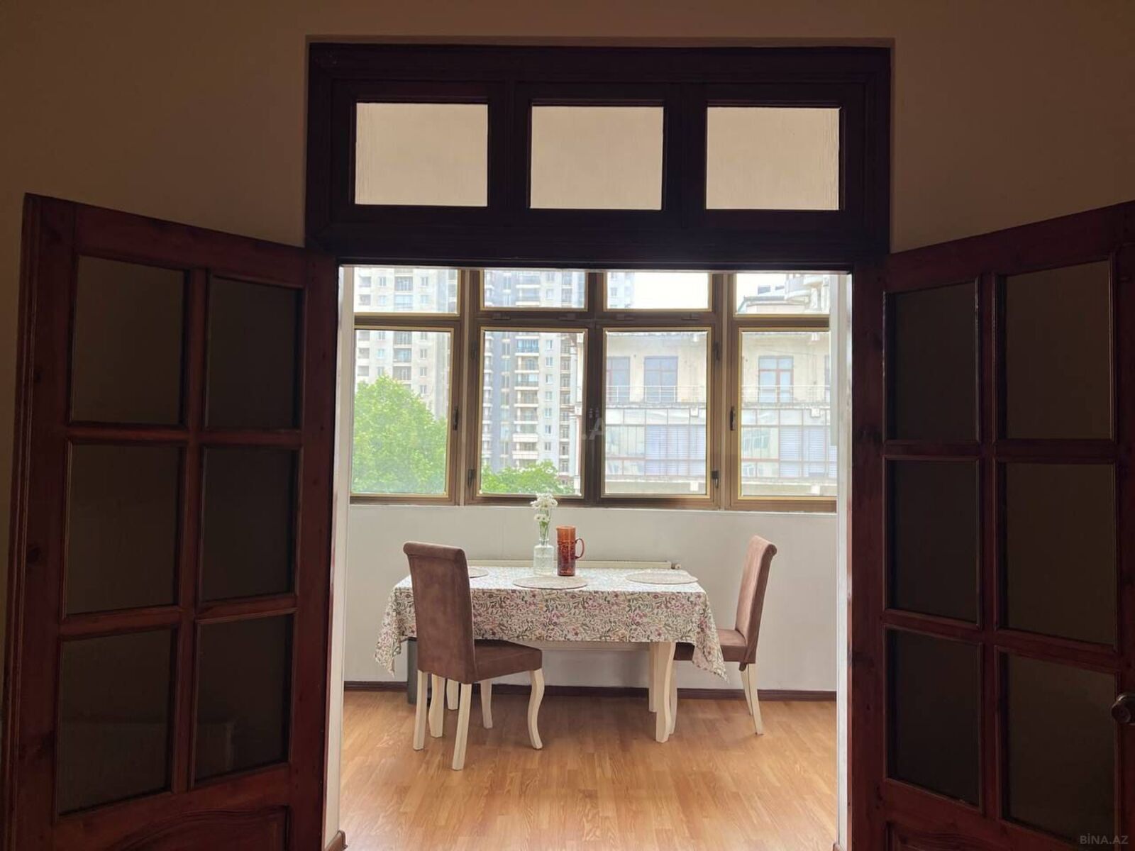 2 otaqlı Köhnə tikili, 28 May m., Bakı