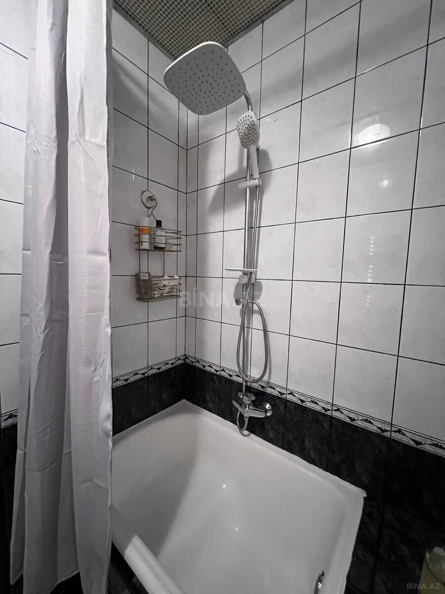 2 otaqlı Köhnə tikili, 28 May m., Bakı