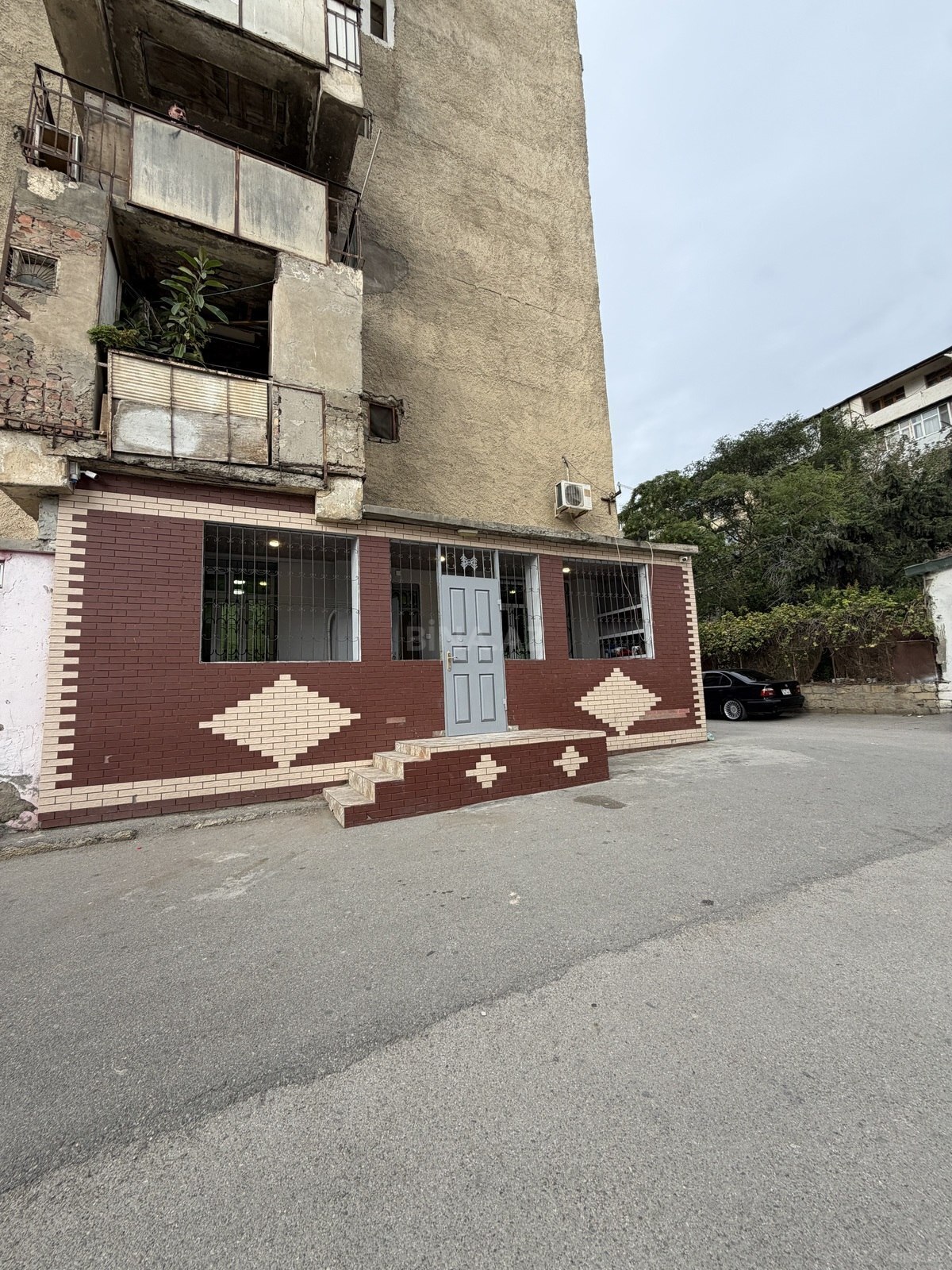 3 otaqlı Köhnə tikili, Həzi Aslanov q., Bakı