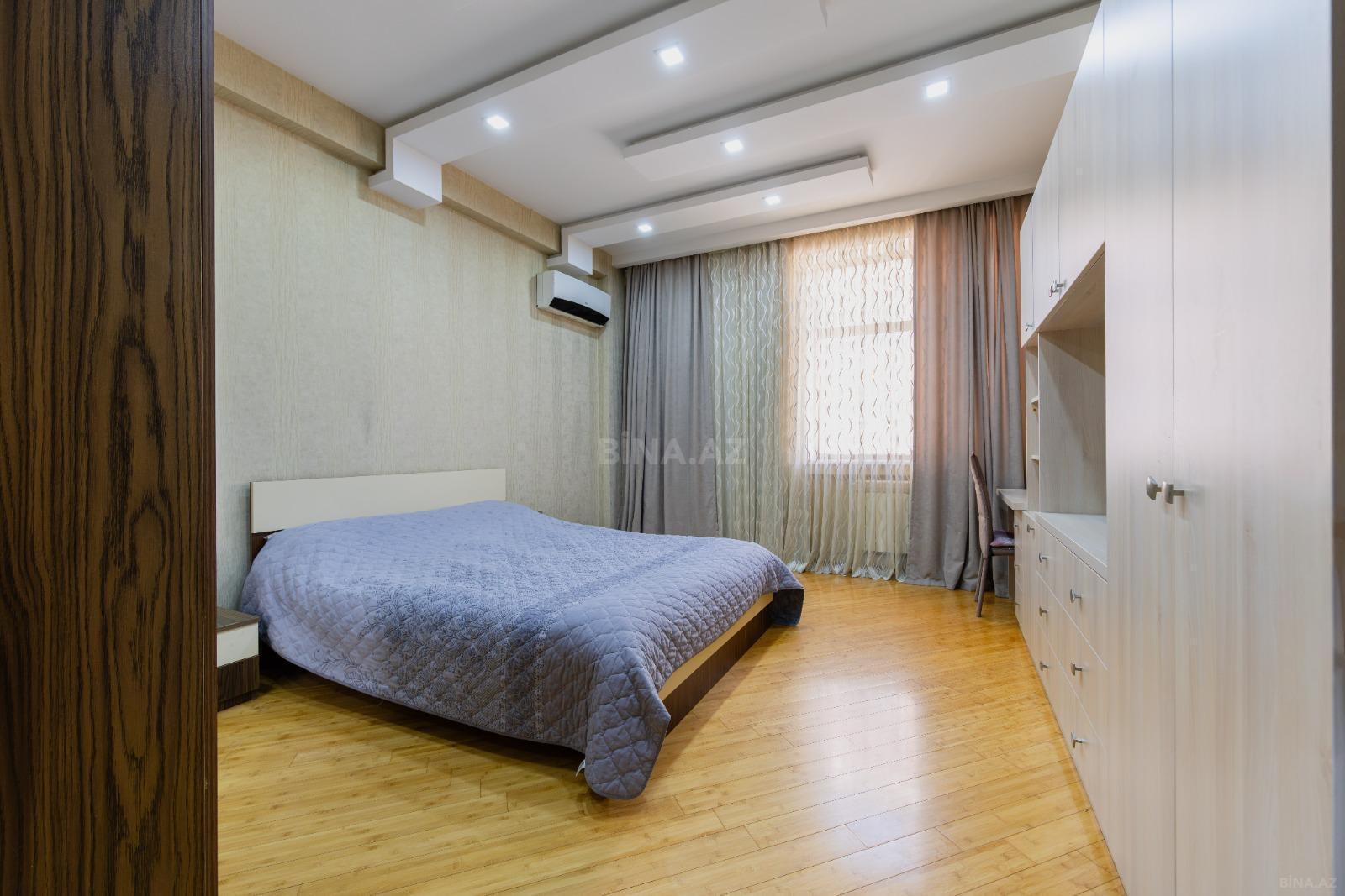 3 otaqlı Yeni tikili, Şah İsmayıl Xətai m., Bakı
