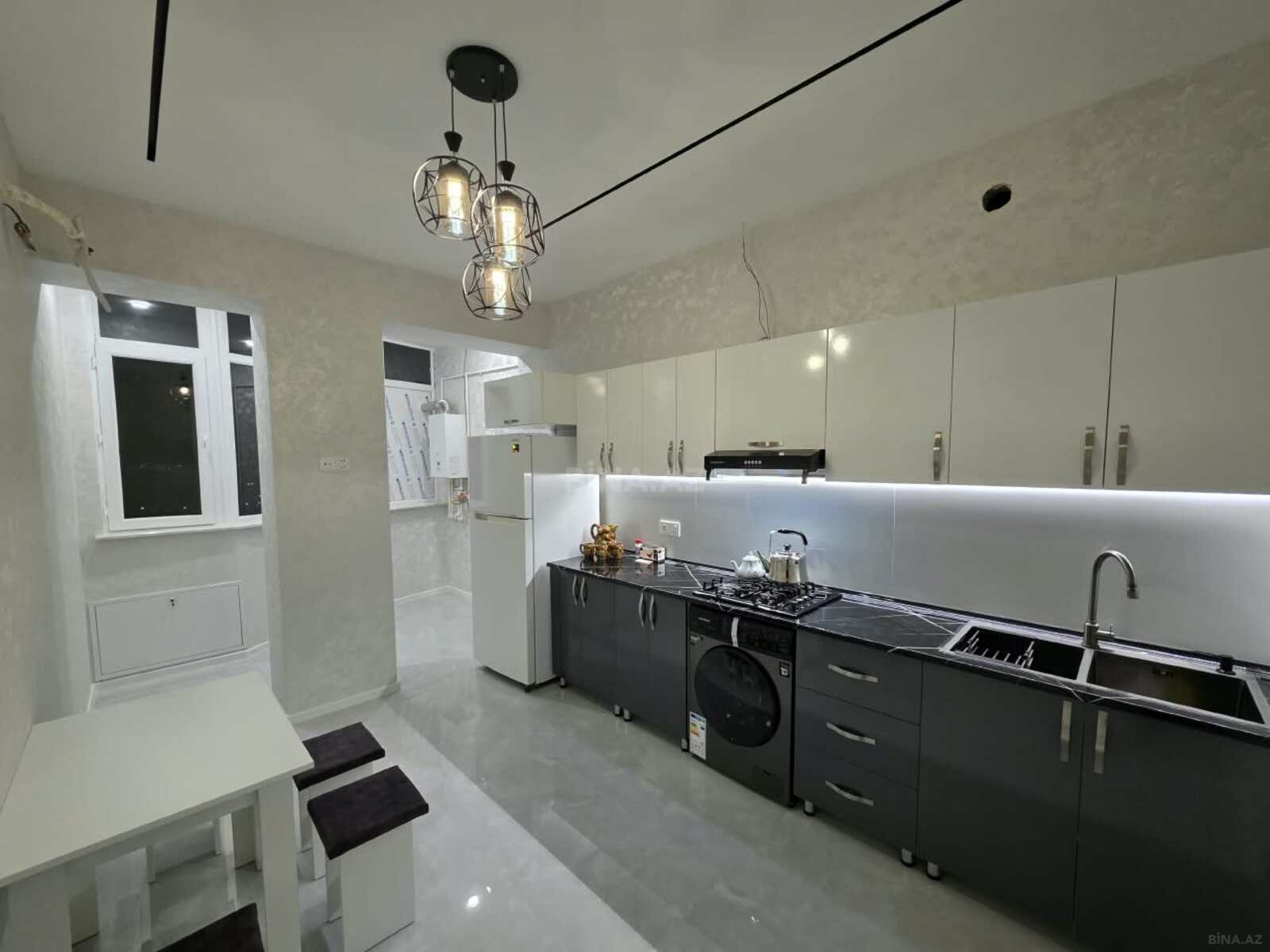 3 otaqlı Yeni tikili, 20 Yanvar m., Bakı