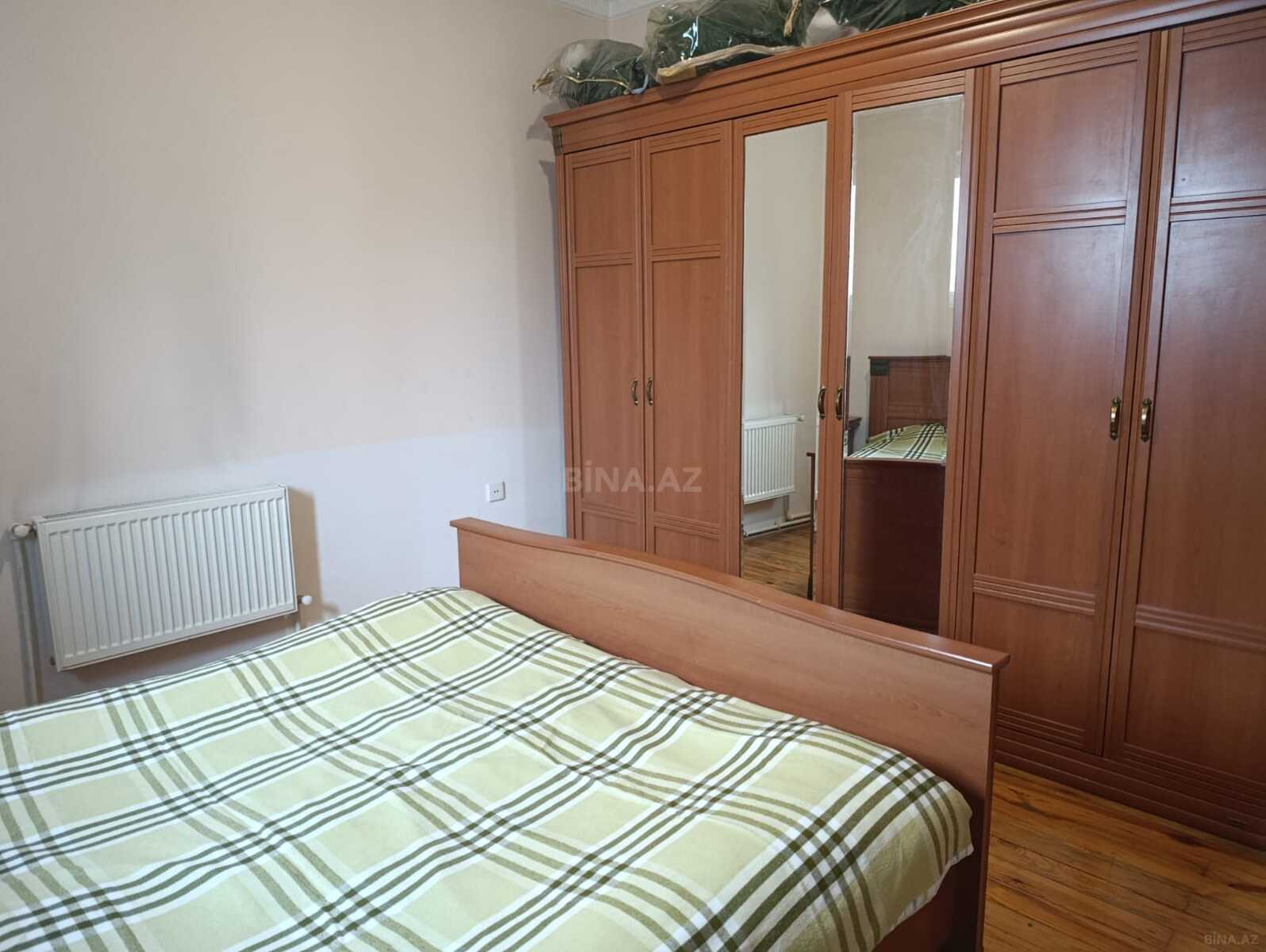 8 otaqlı Həyət evi/Bağ evi, Sulutəpə q., Bakı