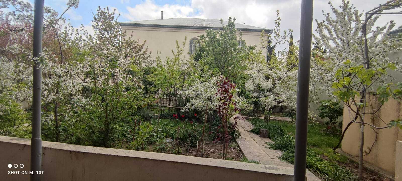 8 otaqlı Həyət evi/Bağ evi, Sulutəpə q., Bakı