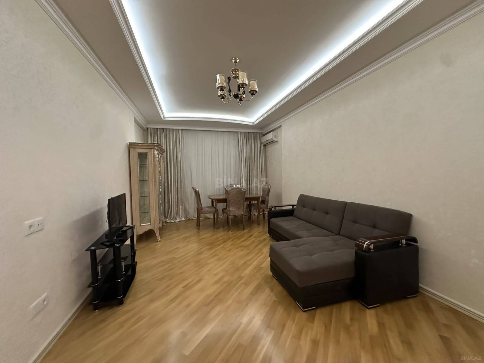 3 otaqlı Yeni tikili, İnşaatçılar m., Bakı