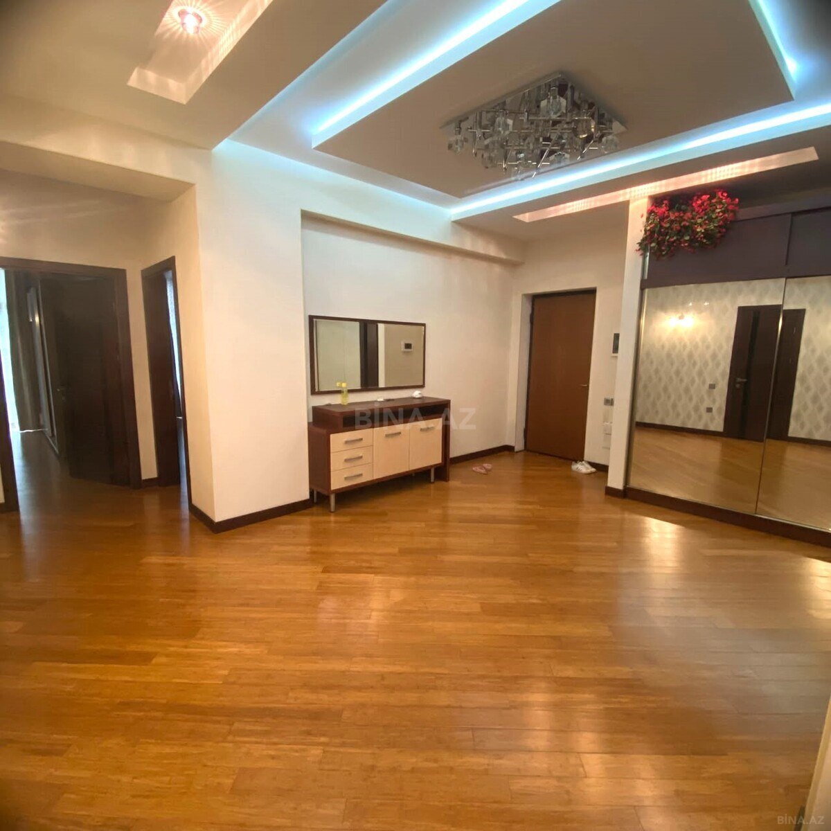 3 otaqlı Yeni tikili, Gənclik m., Bakı