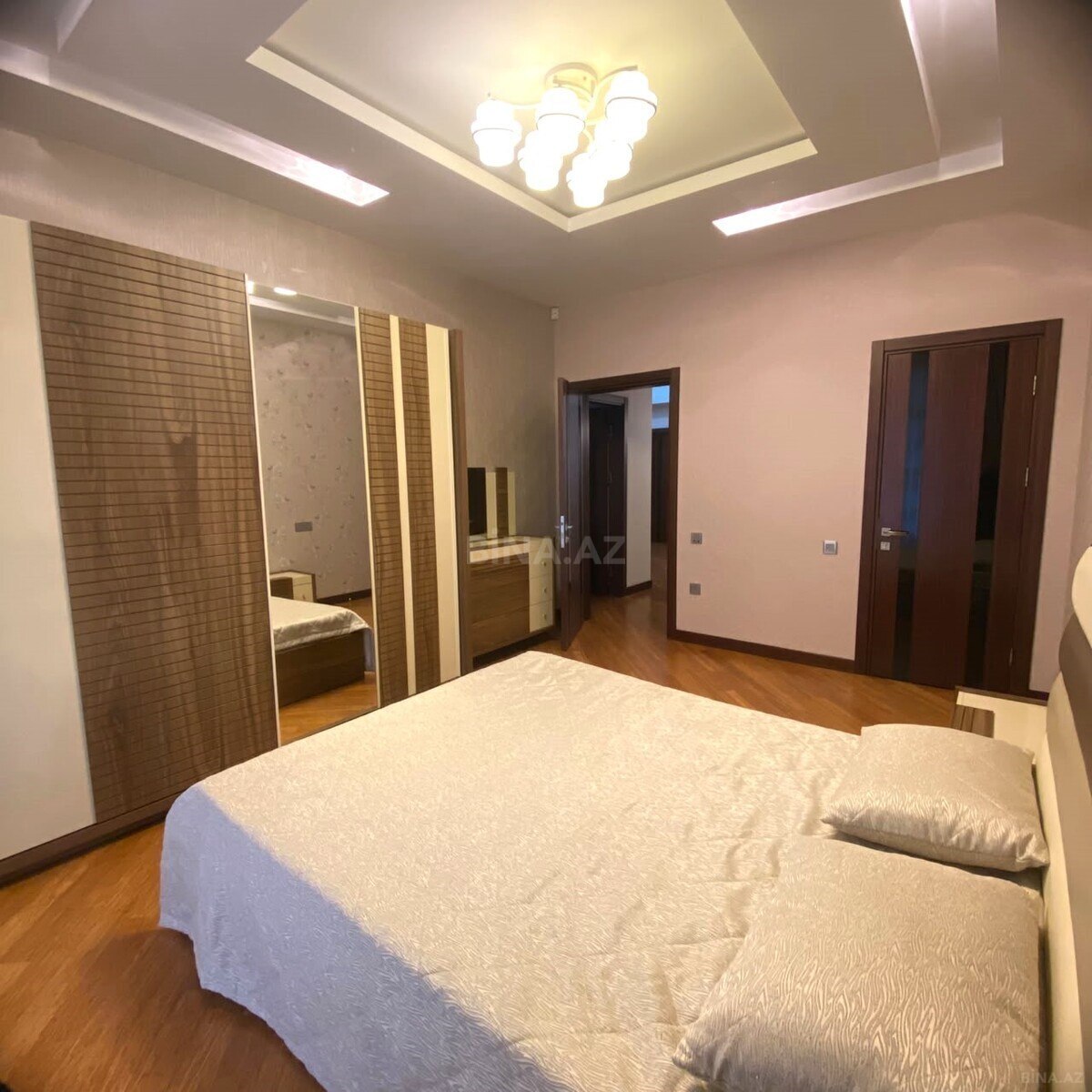 3 otaqlı Yeni tikili, Gənclik m., Bakı