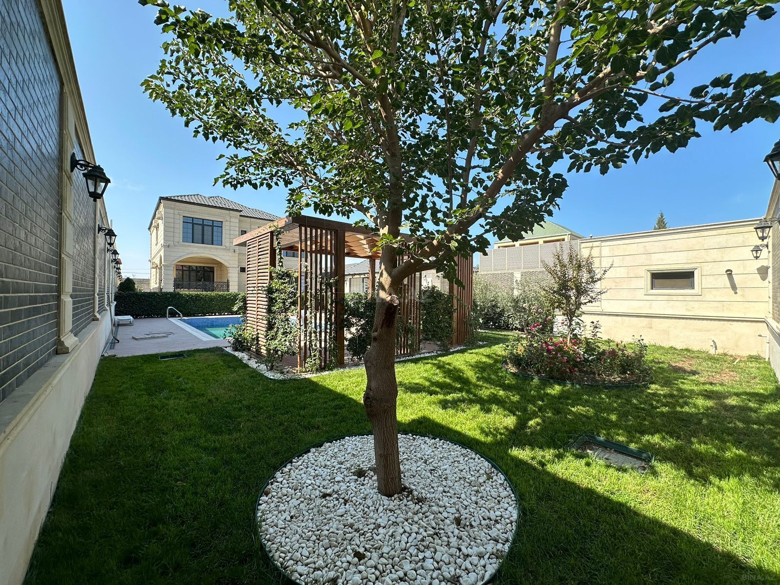 11 otaqlı Həyət evi/Bağ evi, Kürdəxanı q., Bakı