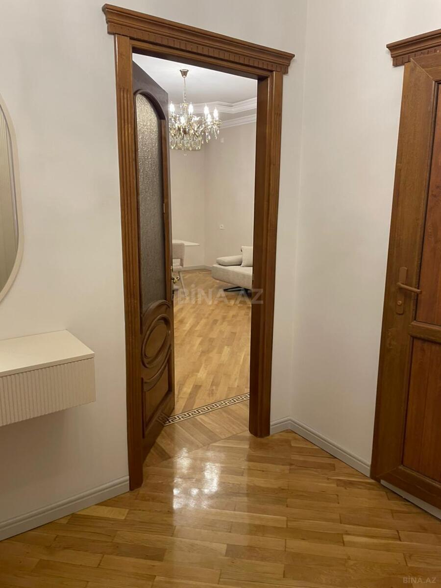 2 otaqlı Yeni tikili, 8 Noyabr m., Bakı