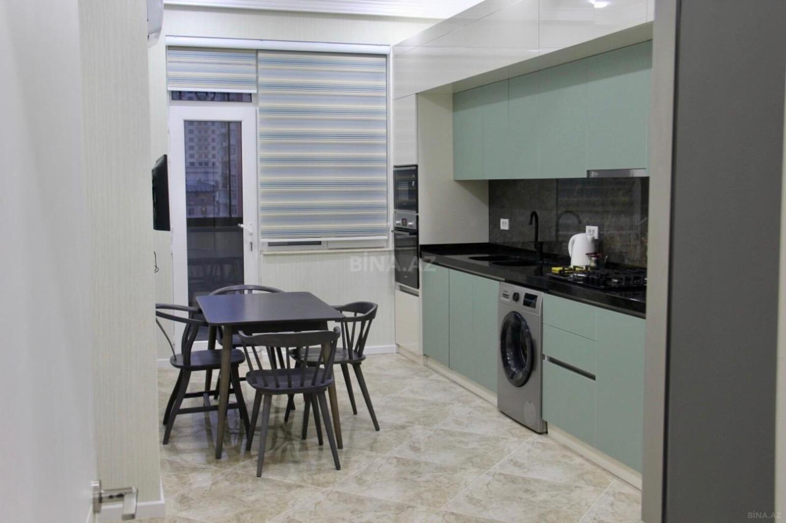 4 otaqlı Yeni tikili, Elmlər Akademiyası m., Bakı