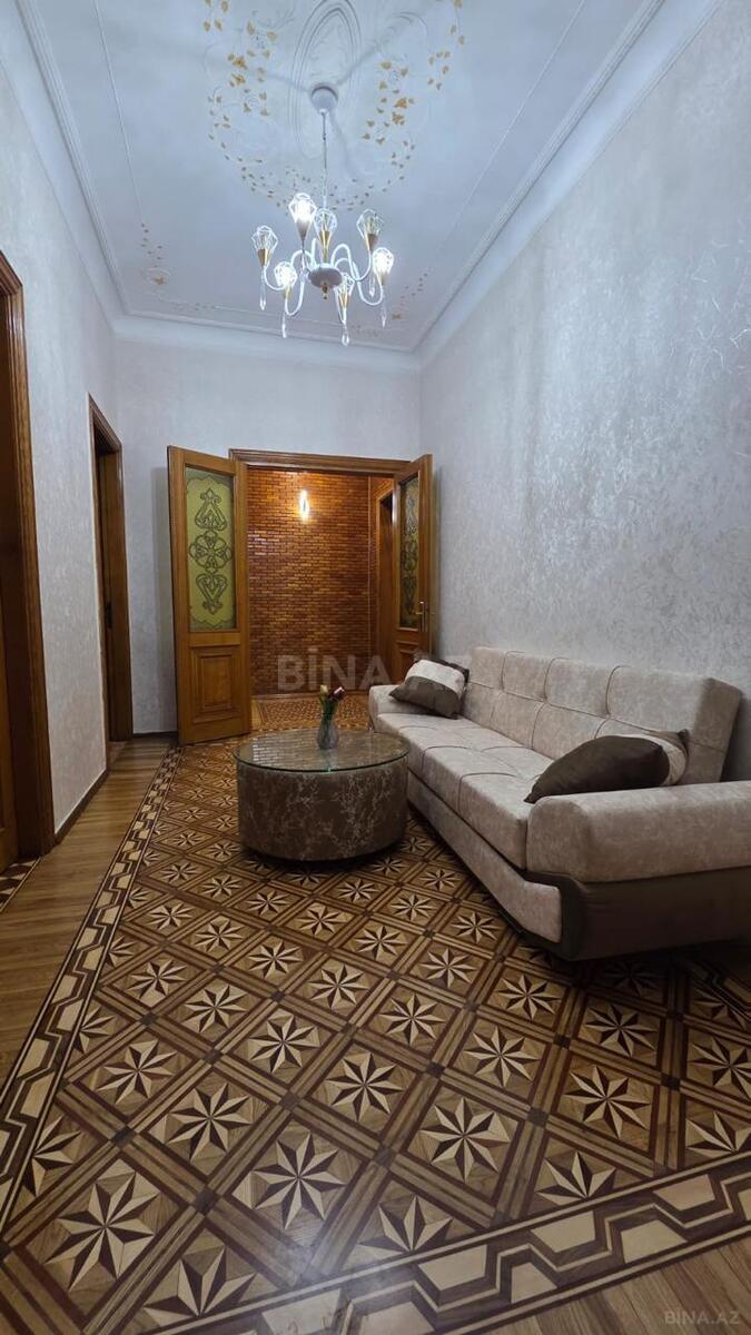 3 otaqlı Köhnə tikili, Nəsimi r., Bakı