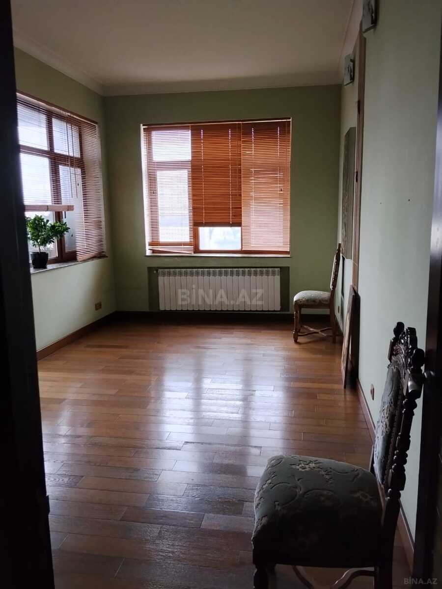 5 otaqlı Yeni tikili, Elmlər Akademiyası m., Bakı