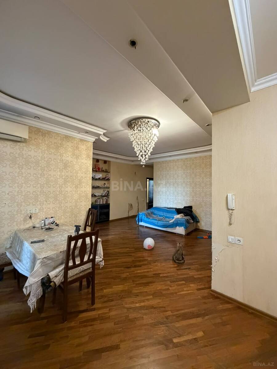 3 otaqlı Yeni tikili, İnşaatçılar m., Bakı