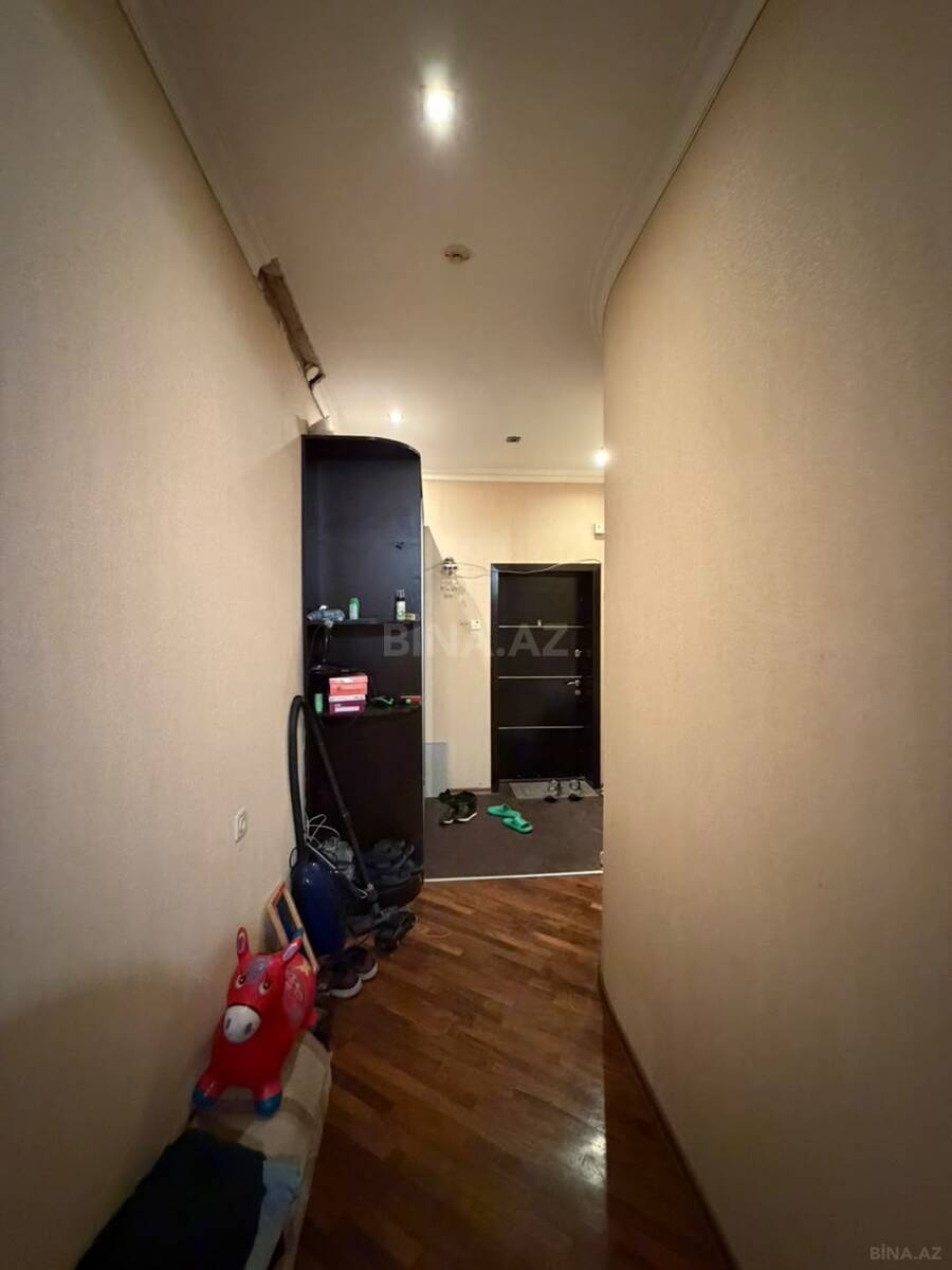 3 otaqlı Yeni tikili, İnşaatçılar m., Bakı