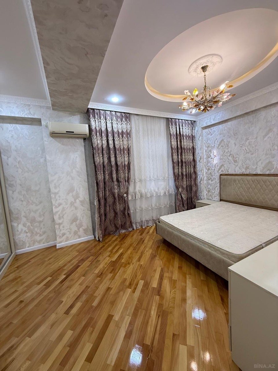 3 otaqlı Yeni tikili, Xırdalan