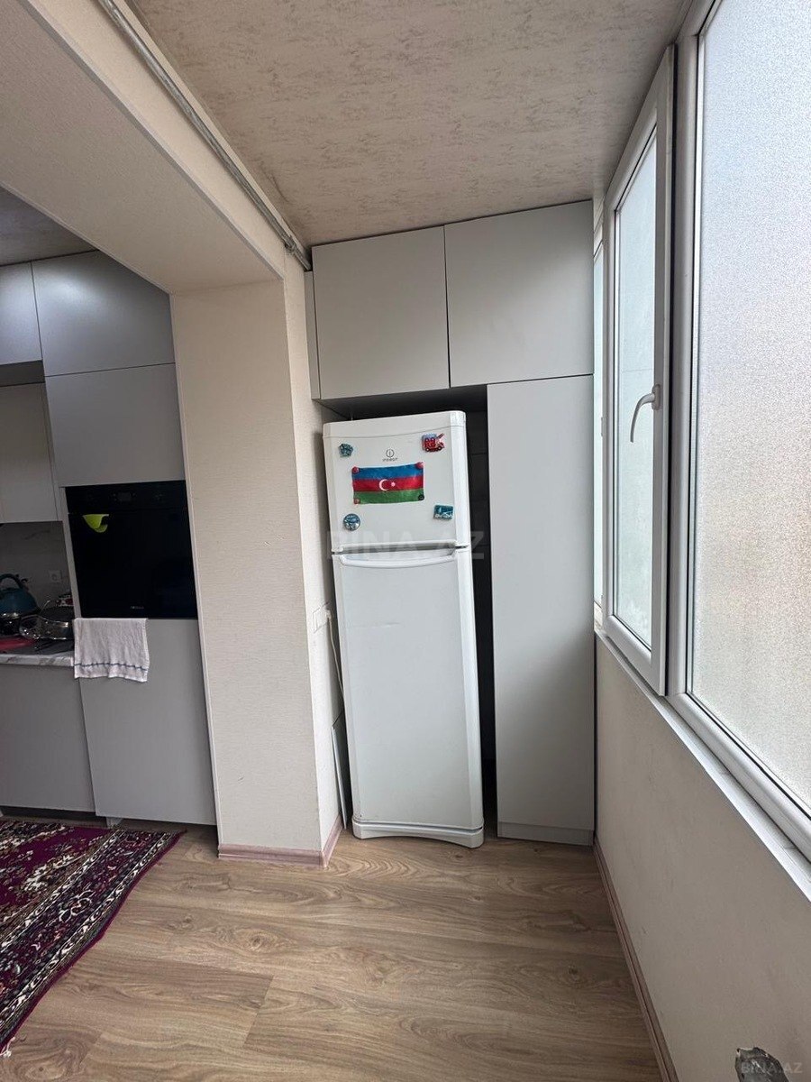 3 otaqlı Köhnə tikili, Yeni Günəşli q., Bakı