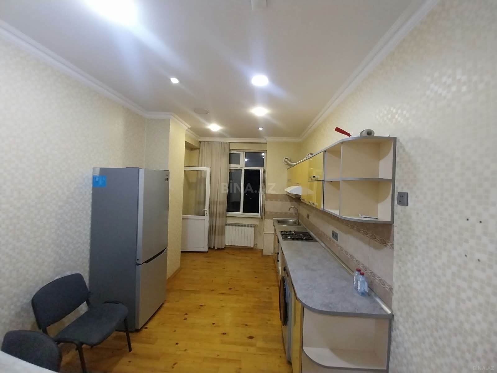 3 otaqlı Yeni tikili, Memar Əcəmi m., Bakı