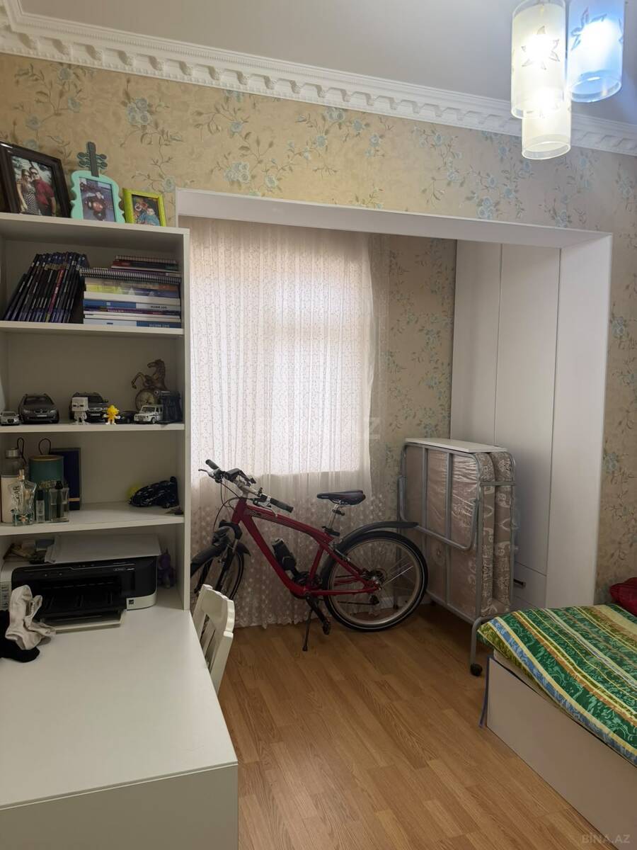5 otaqlı Köhnə tikili, Suraxanı r., Bakı
