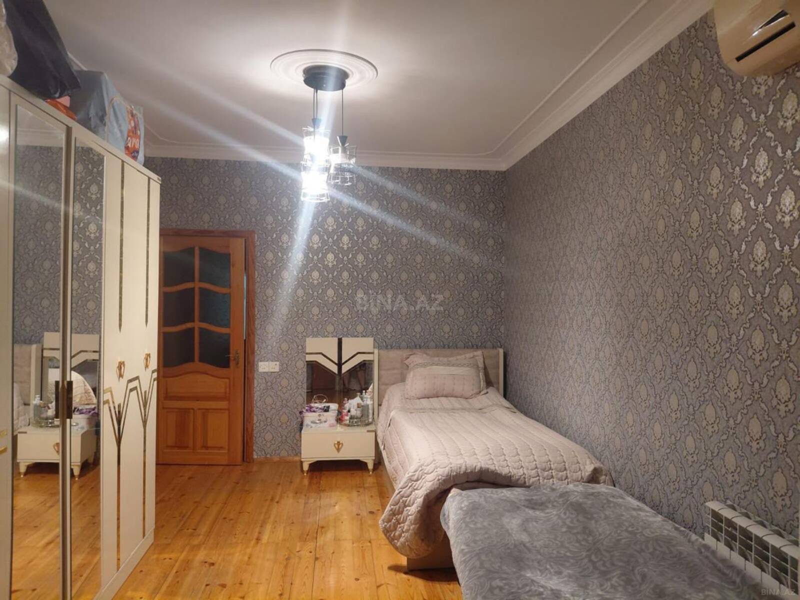 2 otaqlı Köhnə tikili, Xətai r., Bakı