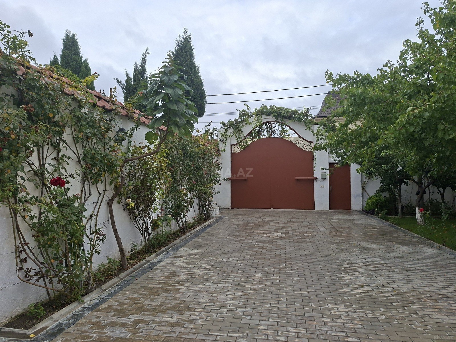 5 otaqlı Həyət evi/Bağ evi, Şüvəlan q., Bakı