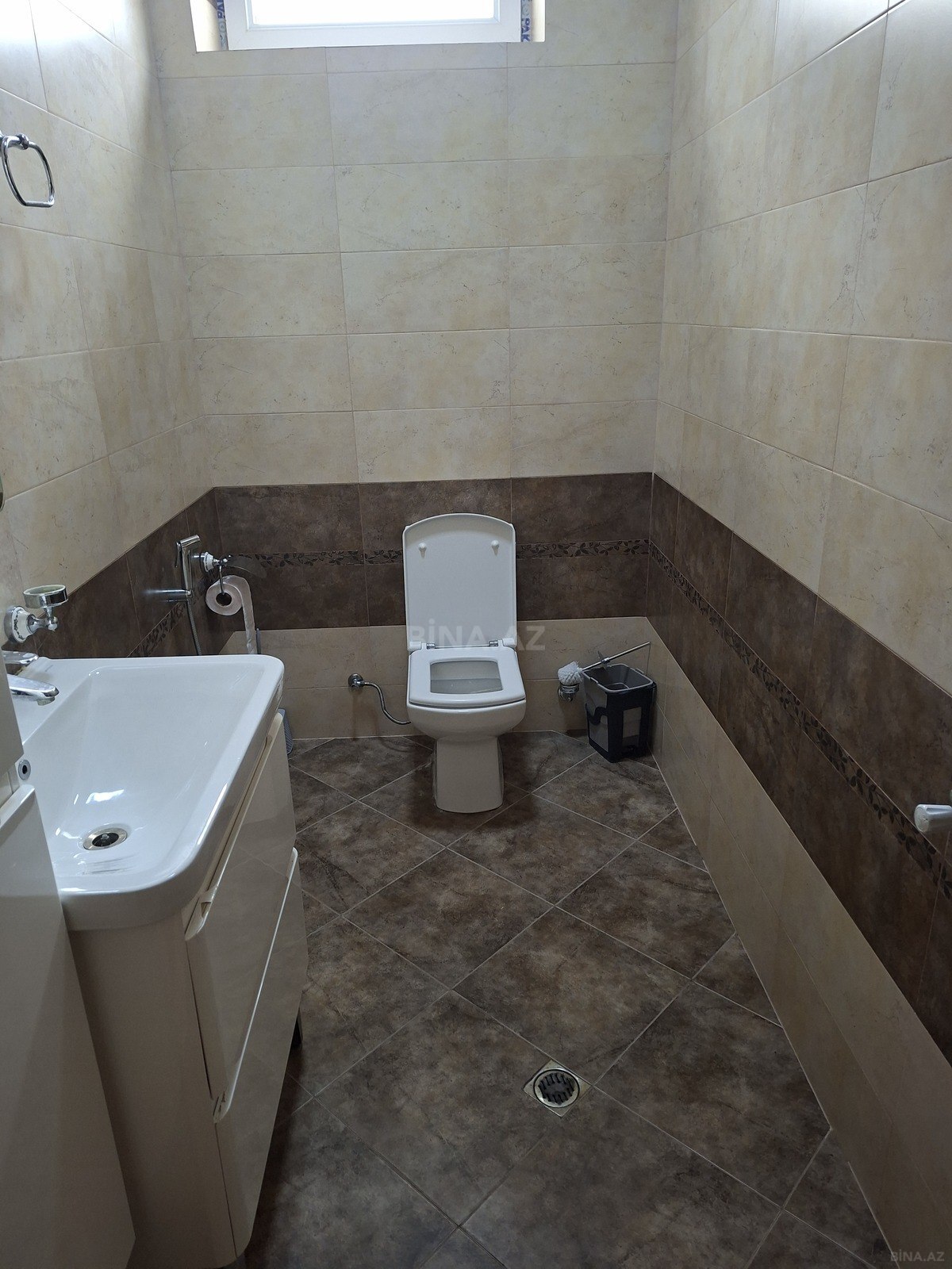 5 otaqlı Həyət evi/Bağ evi, Şüvəlan q., Bakı
