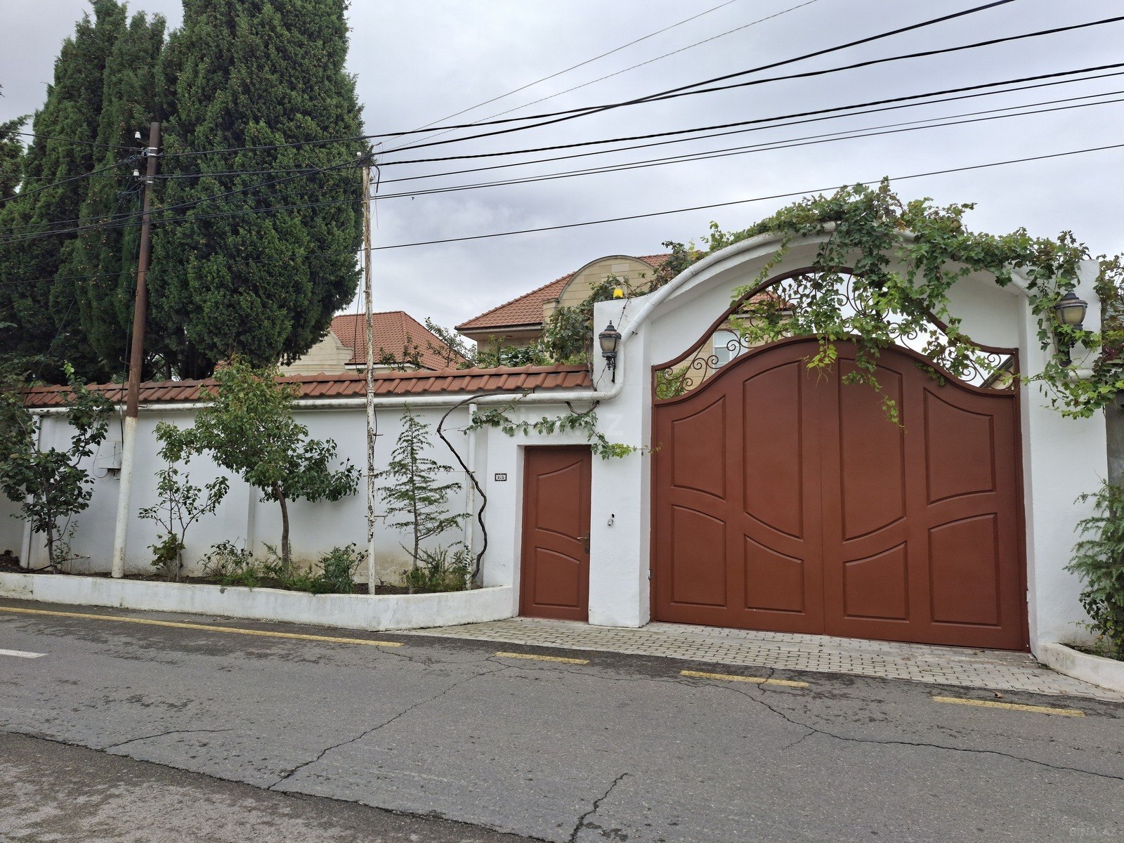 5 otaqlı Həyət evi/Bağ evi, Şüvəlan q., Bakı