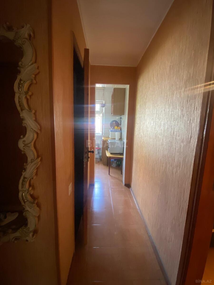 3 otaqlı Köhnə tikili, İnşaatçılar m., Bakı