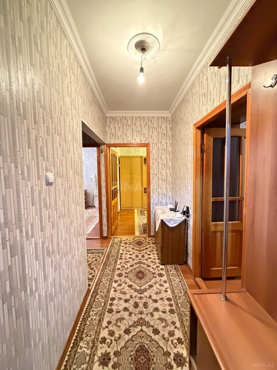 3 otaqlı Köhnə tikili, 8 Noyabr m., Bakı