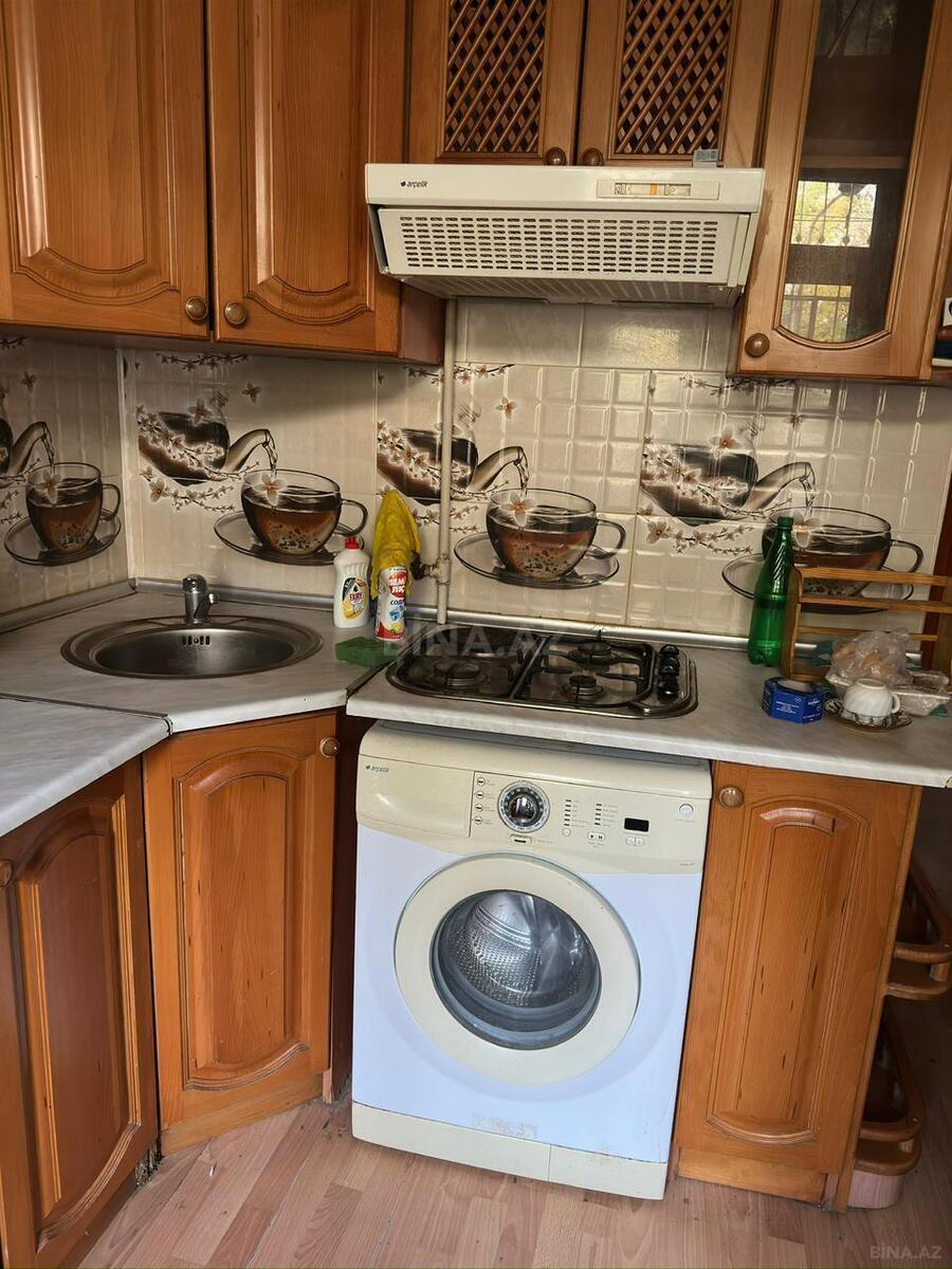 3 otaqlı Köhnə tikili, Azadlıq Prospekti m., Bakı