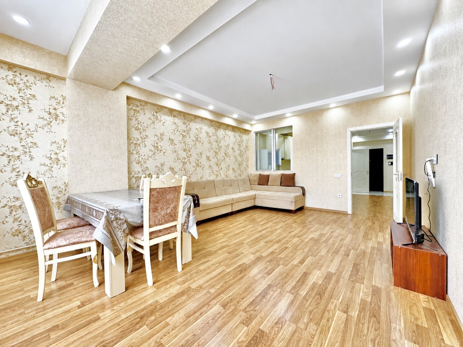 2 otaqlı Yeni tikili, Qara Qarayev m., Bakı