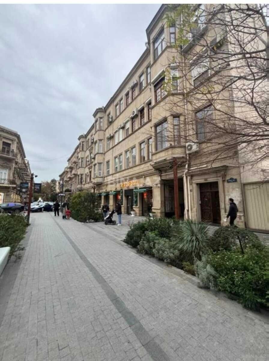1 otaqlı Köhnə tikili, Sahil m., Bakı