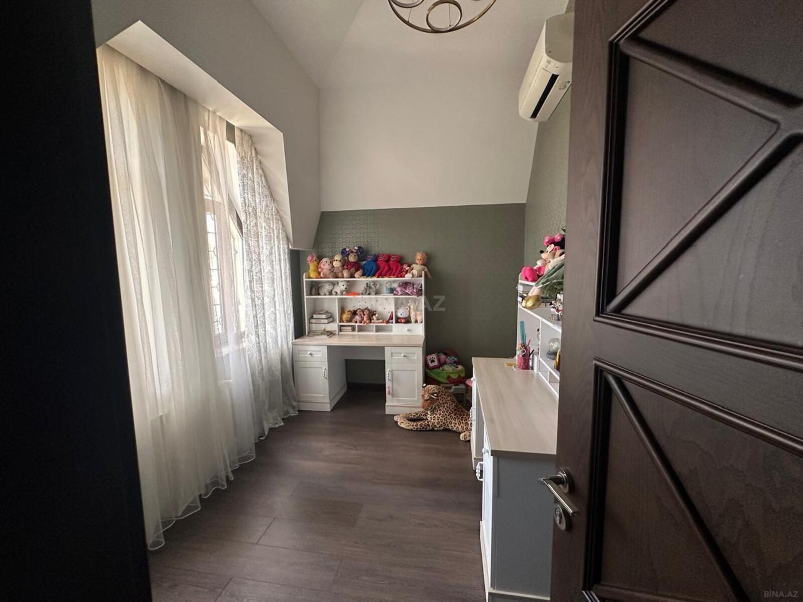 8 otaqlı Həyət evi/Bağ evi, Səbail r., Bakı
