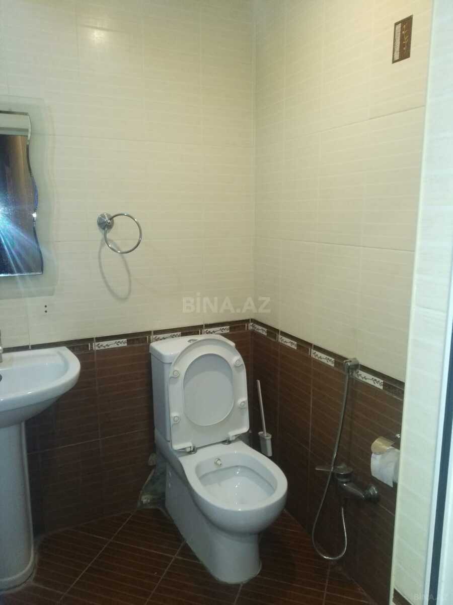 2 otaqlı Köhnə tikili, Bakıxanov q., Bakı