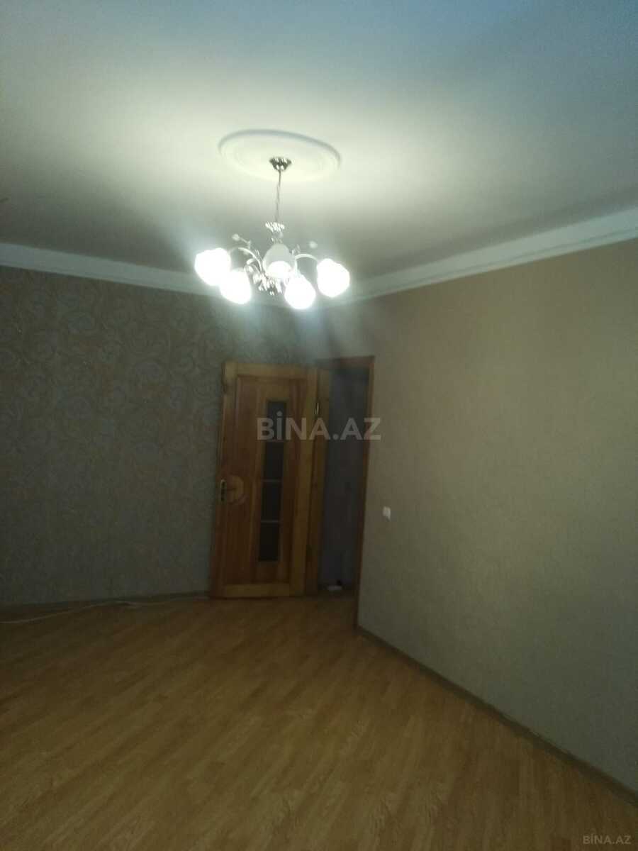 2 otaqlı Köhnə tikili, Bakıxanov q., Bakı
